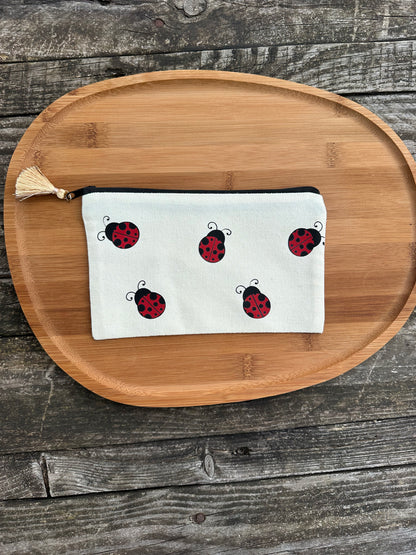 Pochette M thèmes animaux