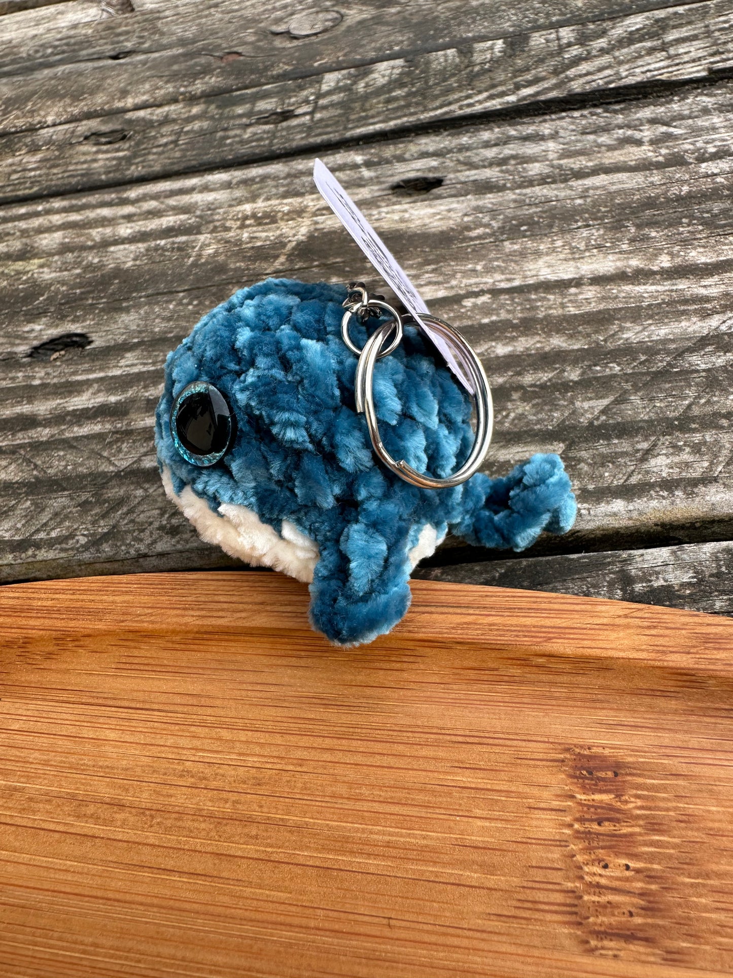 Porte clé petite baleine crochet