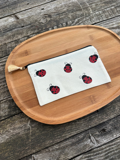 Pochette M thèmes animaux